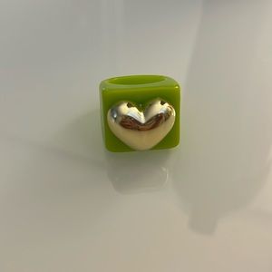 (NEW) Green Heart Ring